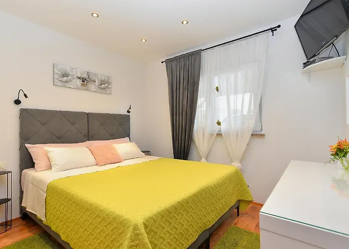 Apartment Snjezana 1064