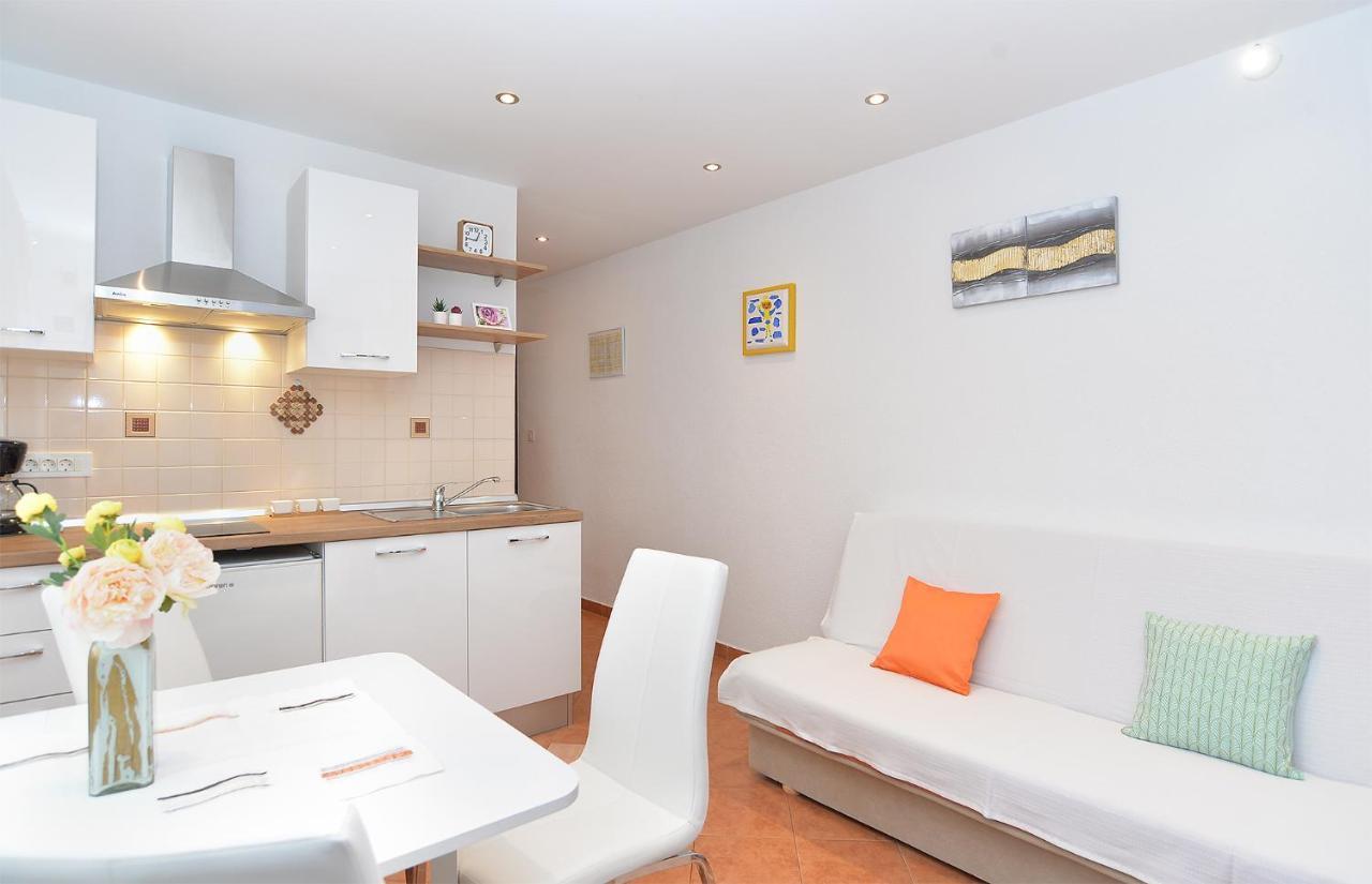Snjezana 1064 Apartment