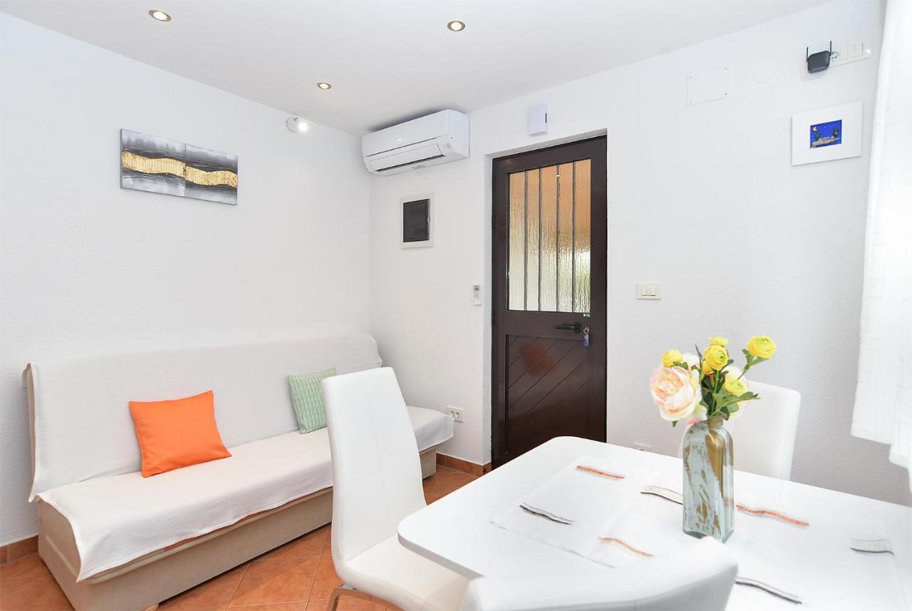 Snjezana 1064 Apartment Rovinj