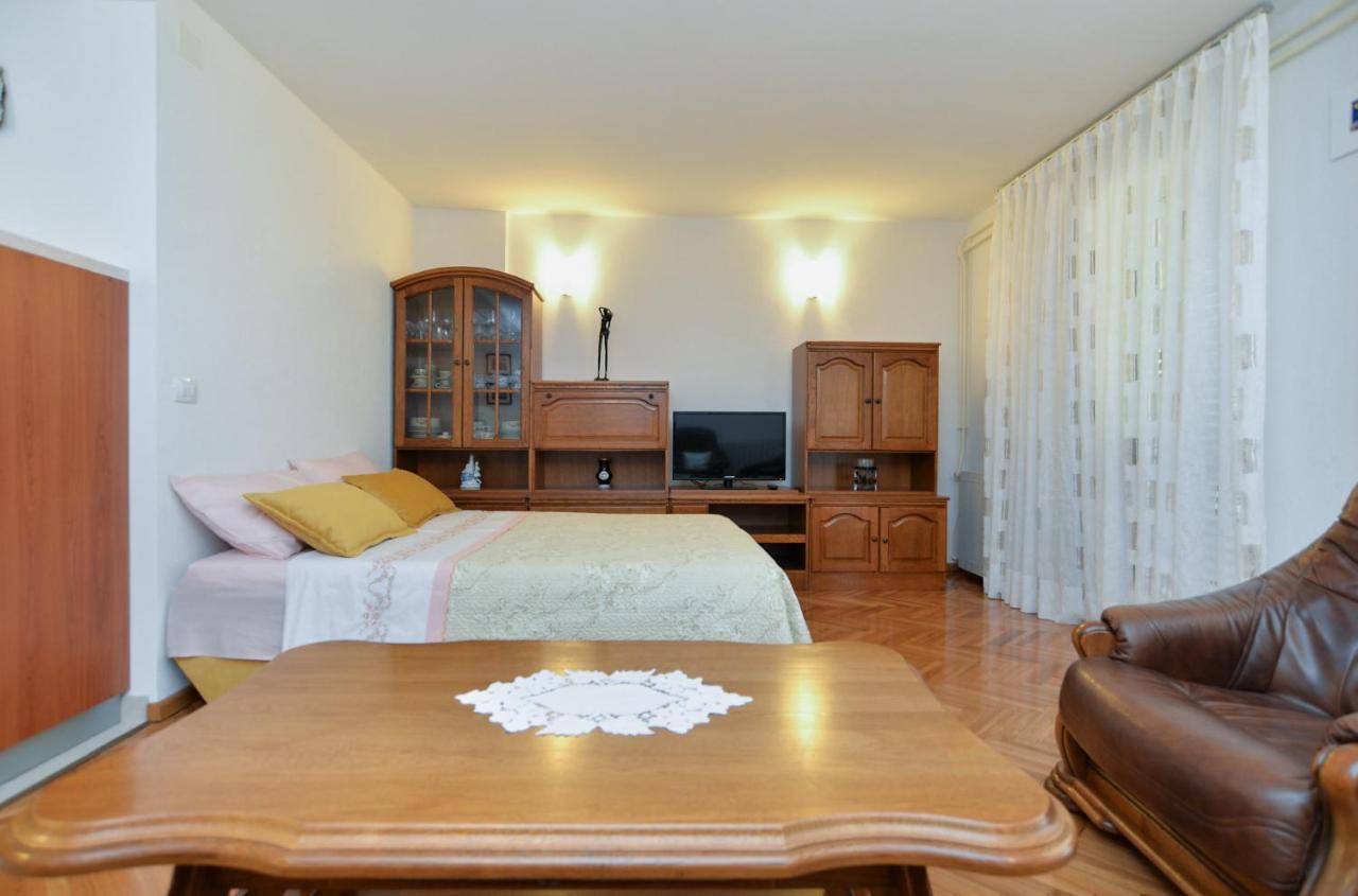 Snjezana 1064 Apartment Rovinj