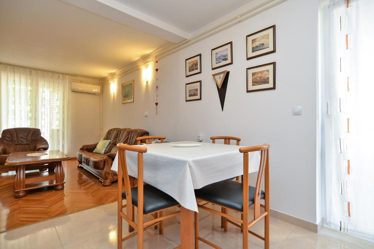 Snjezana 1064 Apartment